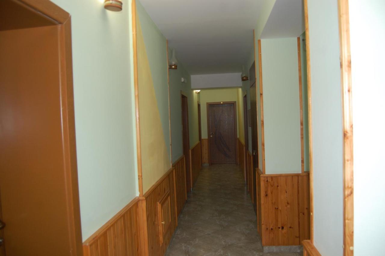 Хотел Варненци Laki Exterior photo